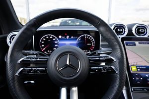 Mercedes GLC300 bild 17