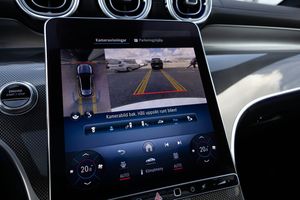 Mercedes GLC300 bild 16