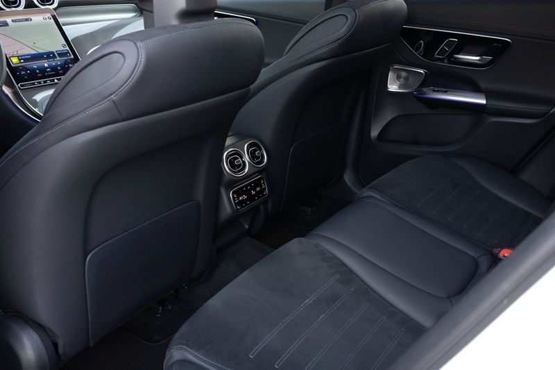 Mercedes GLC300 bild 19