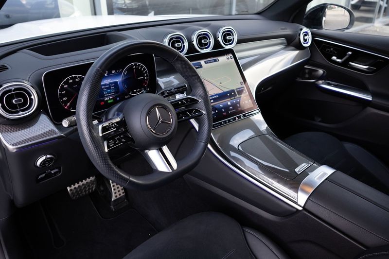 Mercedes GLC300 bild 11