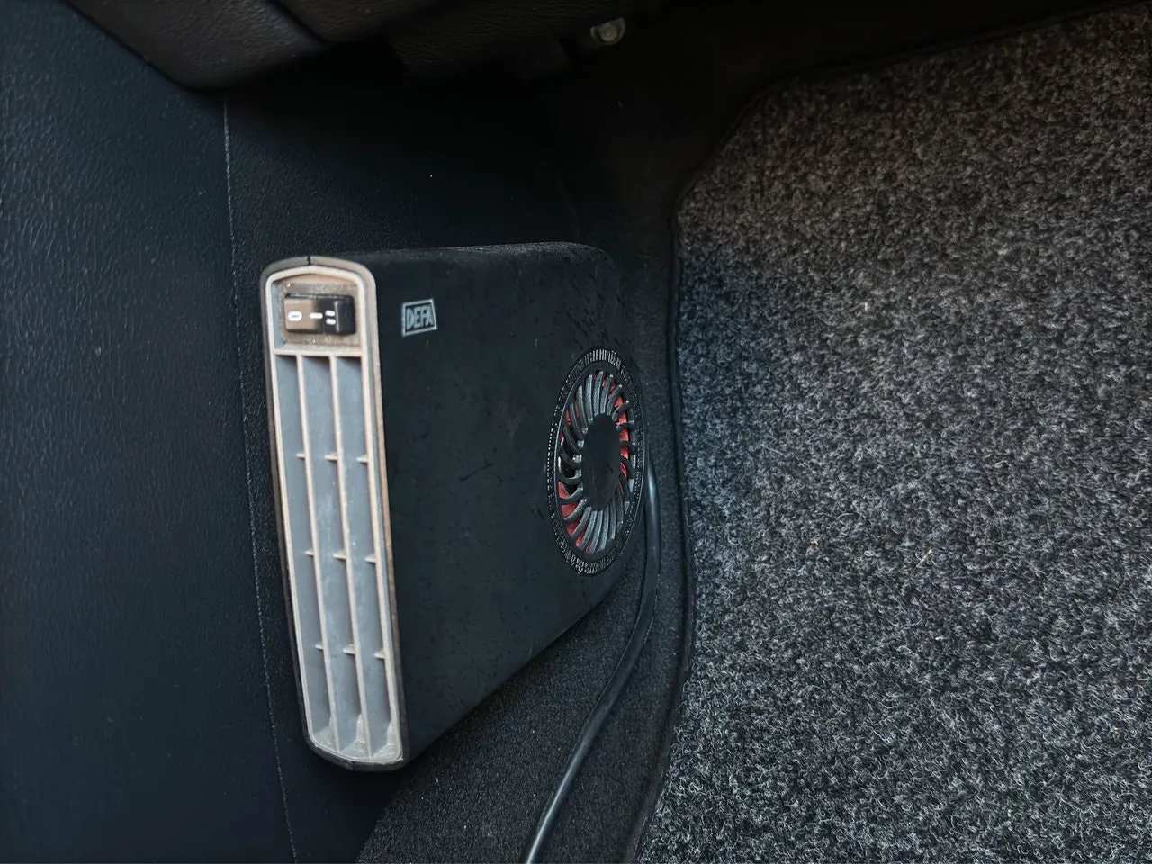 Vehicle image 21