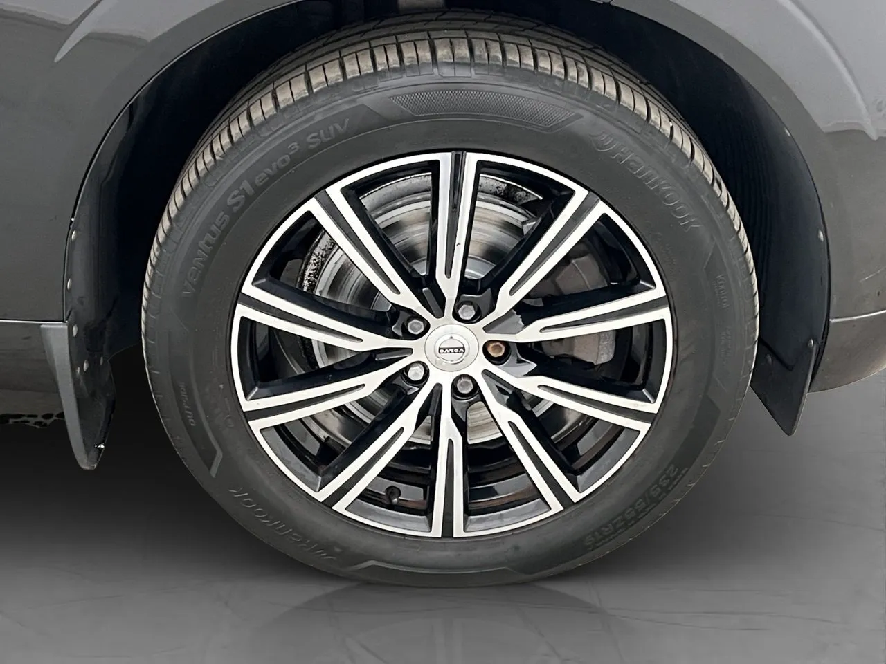 Vehicle image 36