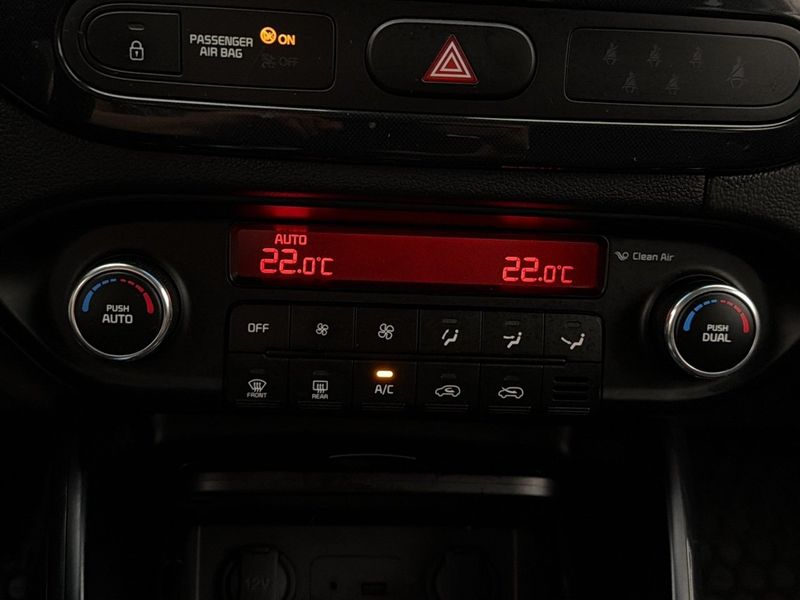 Kia Carens bild 23