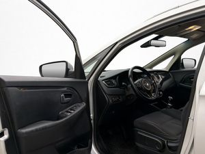 Kia Carens bild 11