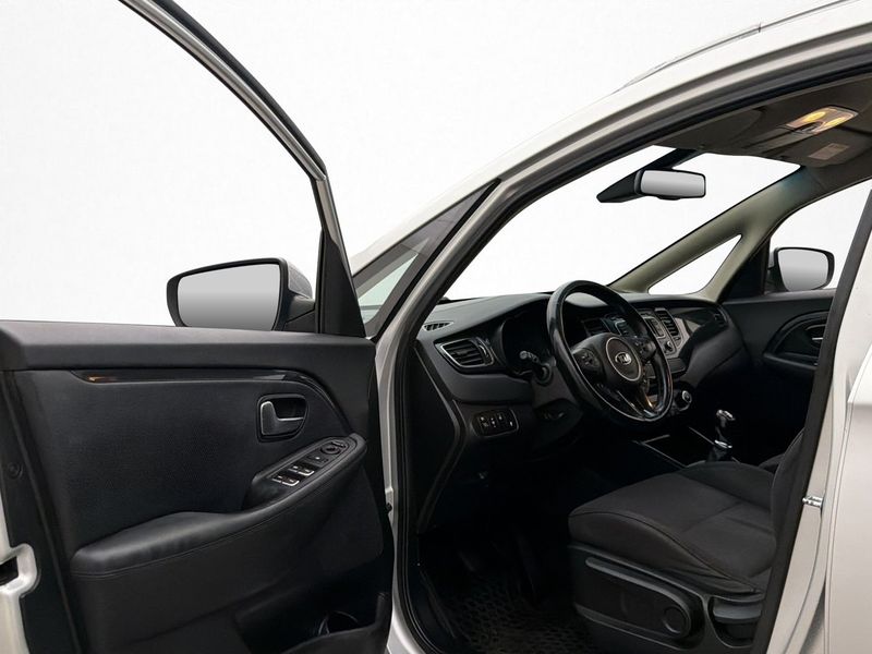Kia Carens bild 11