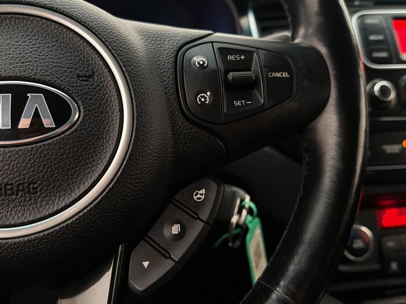 Kia Carens bild 20