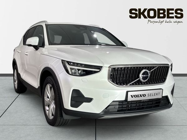Volvo XC40 B4 FWD Bensin Core - 2025