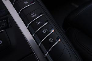 Porsche Macan bild 26