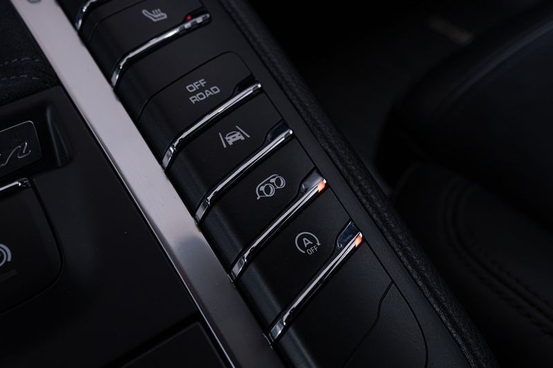 Porsche Macan bild 26