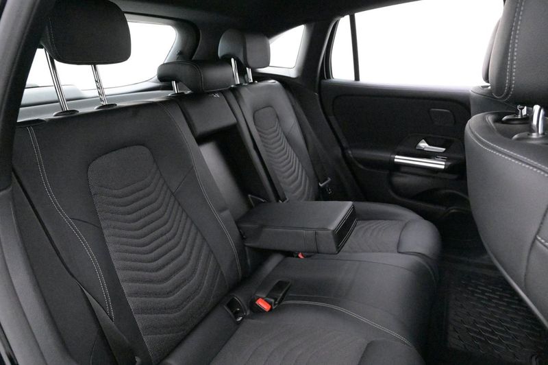 Mercedes EQA250 bild 21