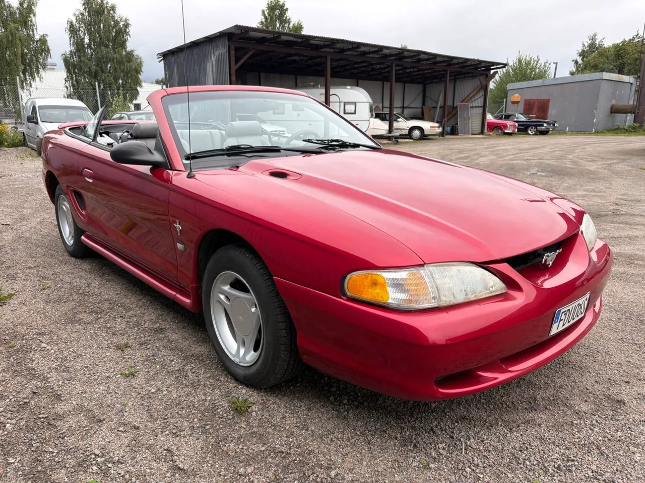 Vehicle image 6