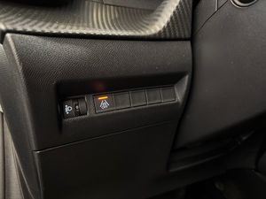 Peugeot 208 bild 15