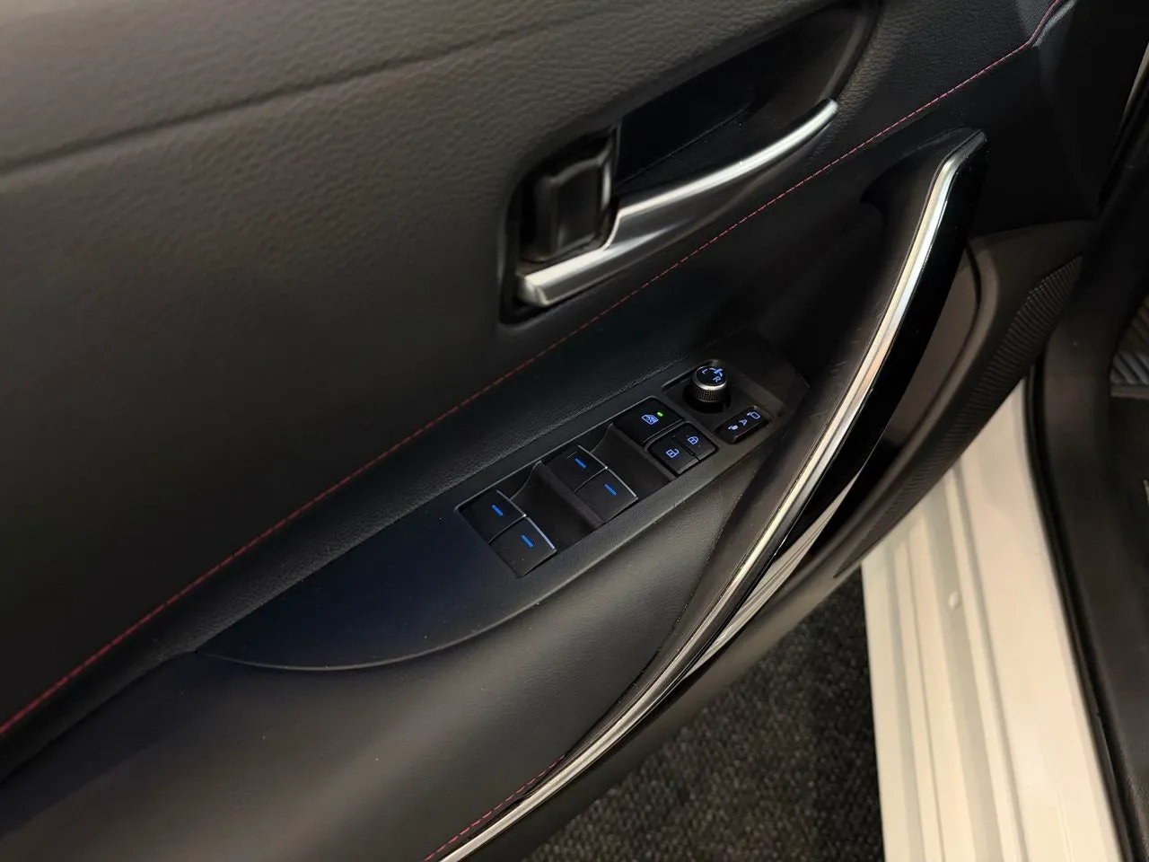 Vehicle image 22