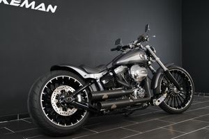 Harley-Davidson Softail Breakout bild 7