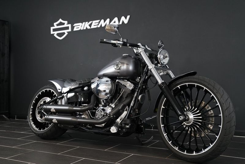 Harley-Davidson Softail Breakout bild 5