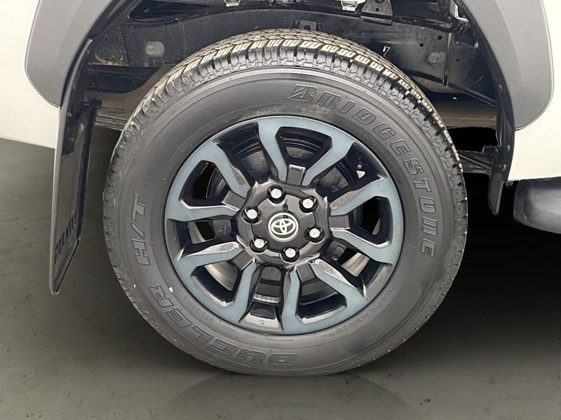 Toyota Hilux bild 31