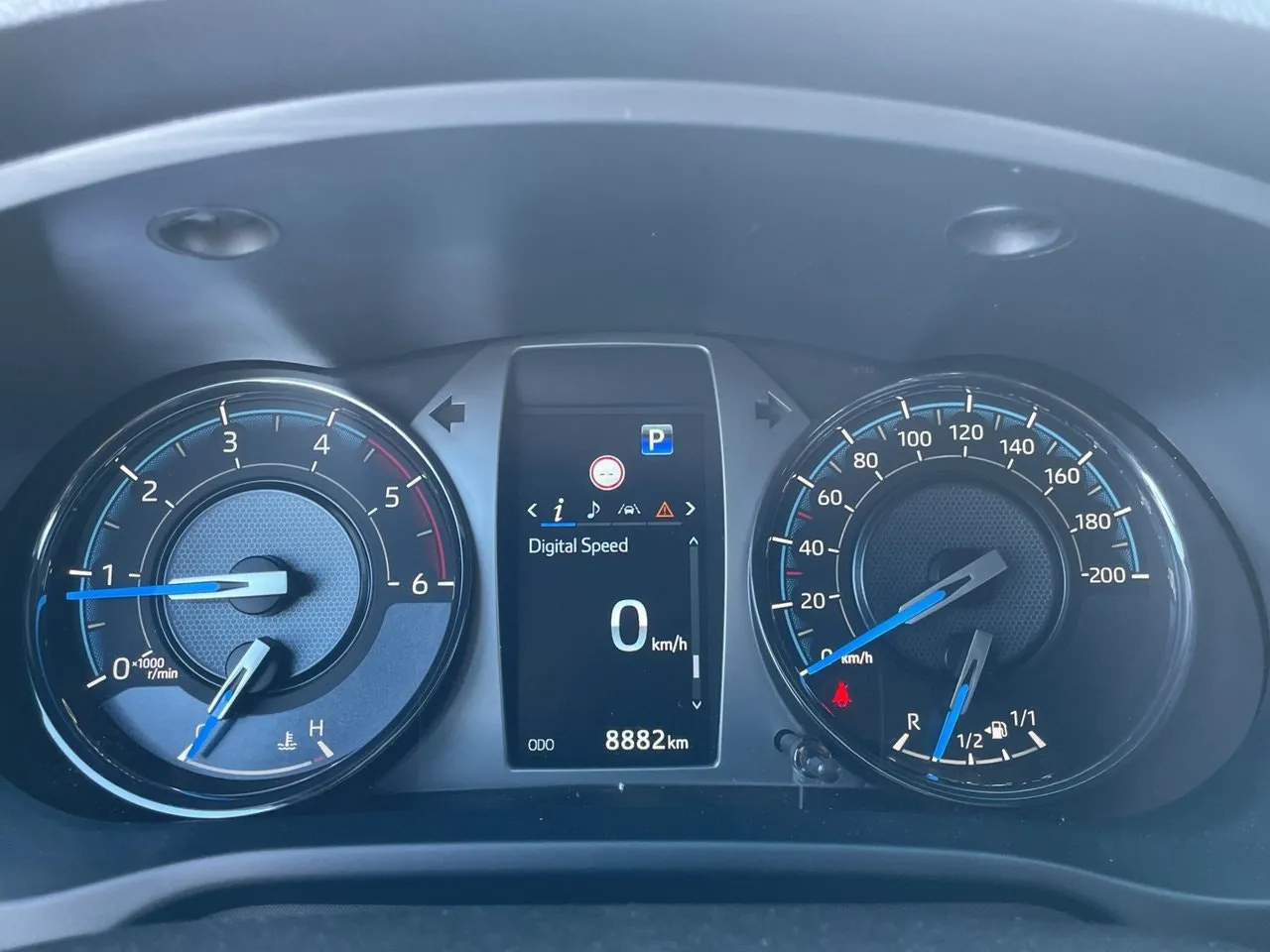 Vehicle image 18