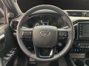 Toyota Hilux bild 15