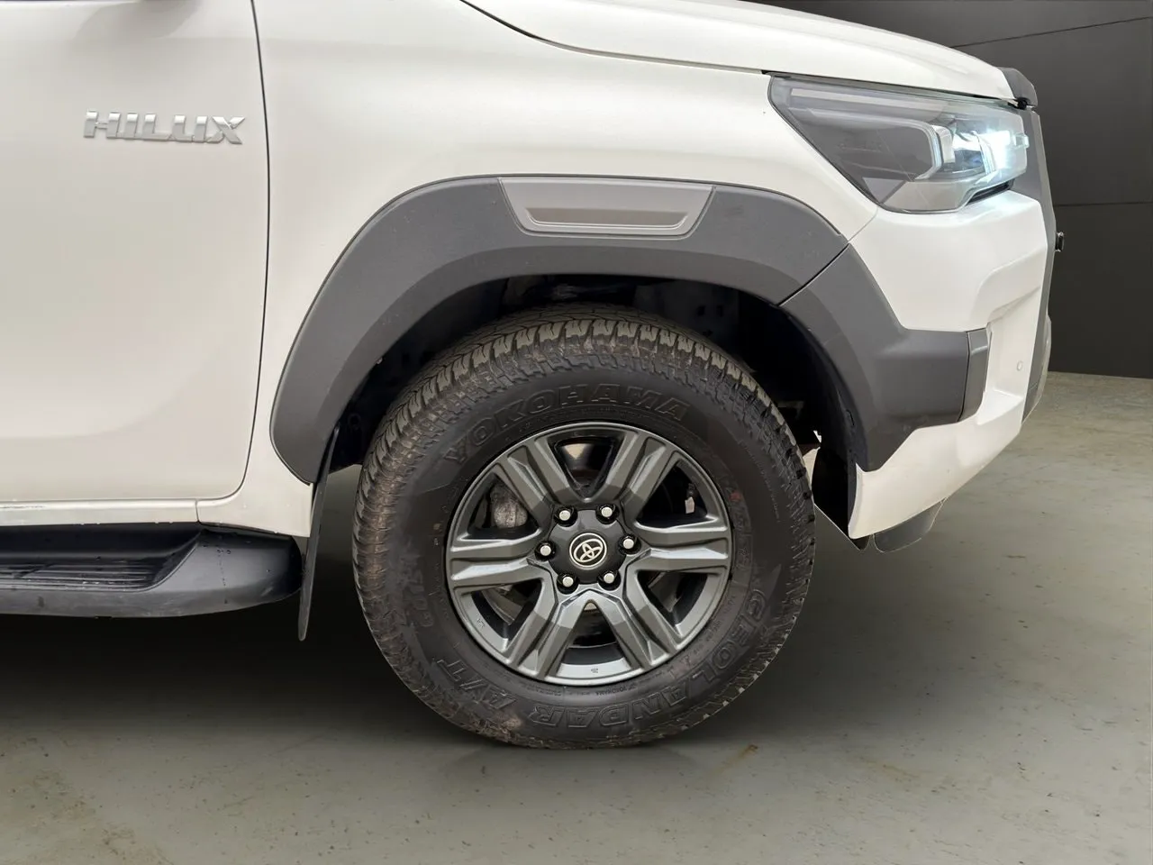 Vehicle image 33