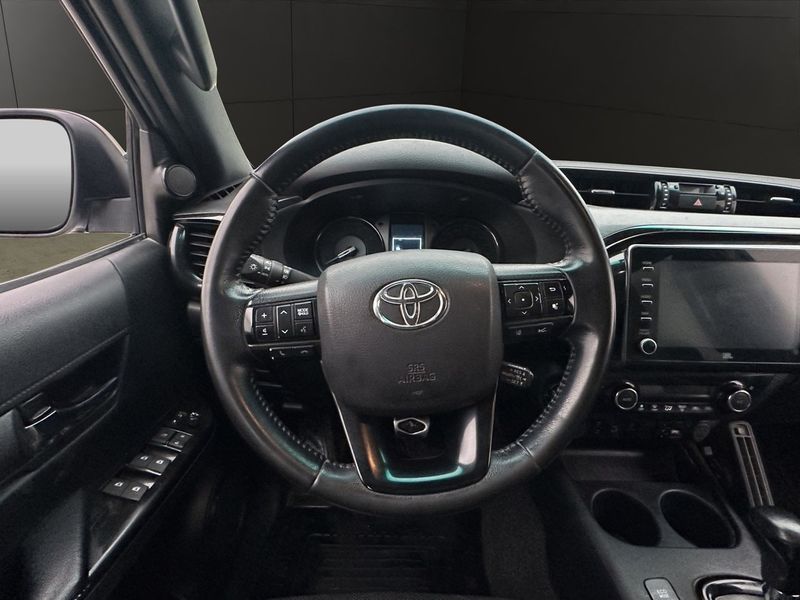 Toyota Hilux bild 19