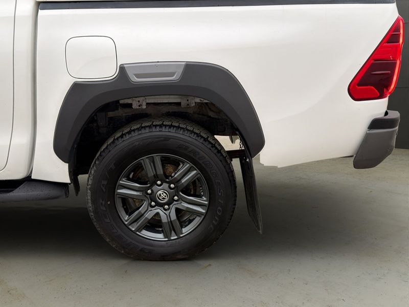 Toyota Hilux bild 32