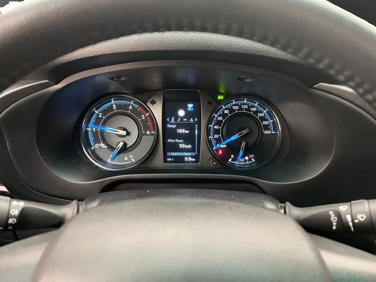 Vehicle image 19