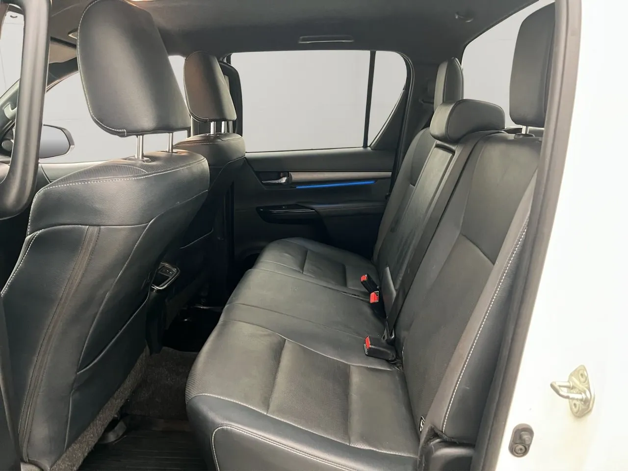 Vehicle image 26