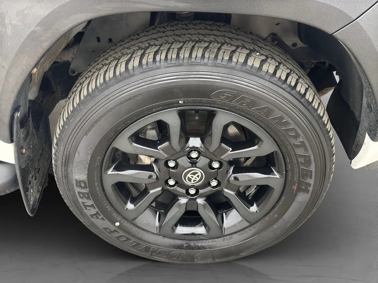 Vehicle image 35