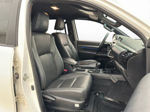 Toyota Hilux bild 32