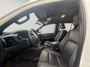 Toyota Hilux bild 14