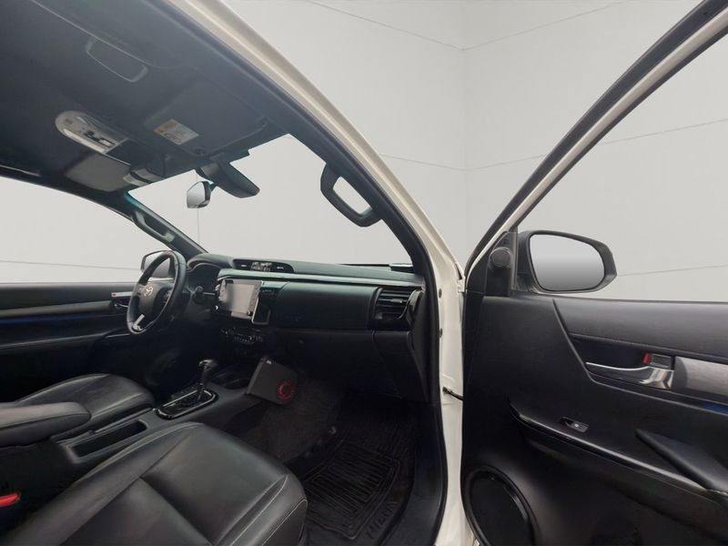 Toyota Hilux bild 28