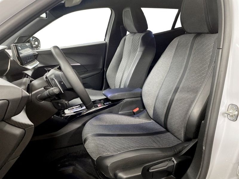 Peugeot 2008 bild 4