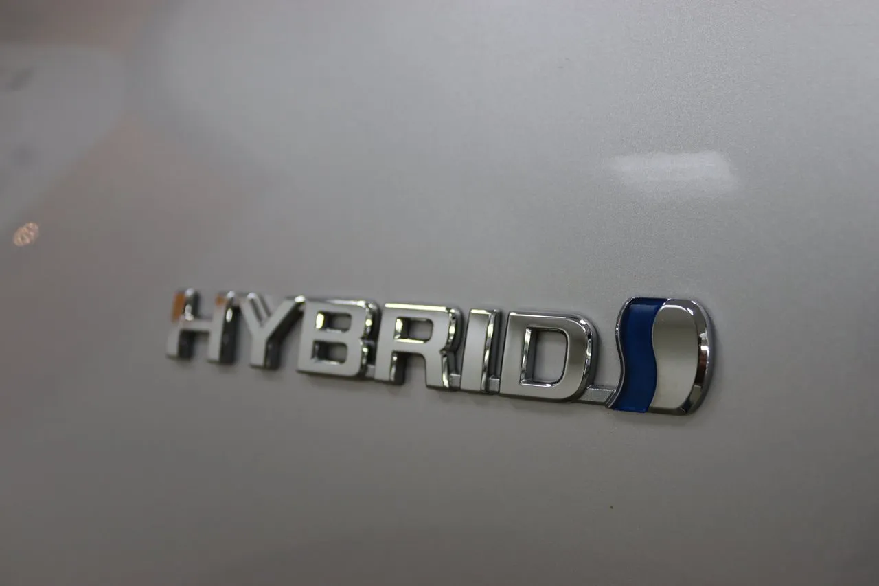Vehicle image 20