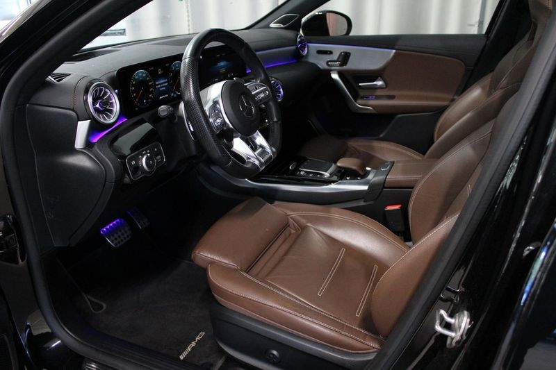 Mercedes A45 AMG bild 21