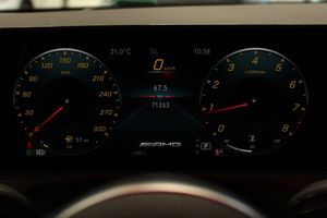 Mercedes A45 AMG bild 32