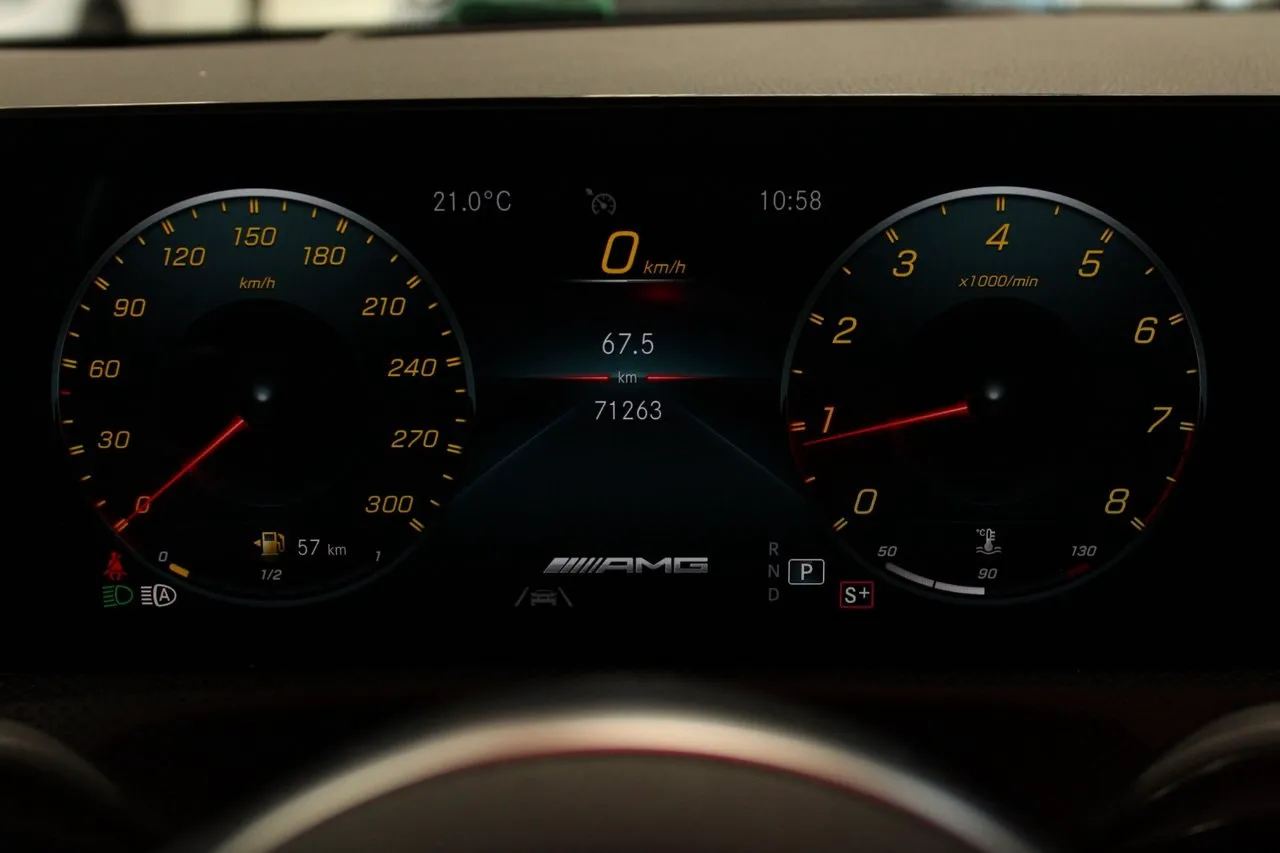 Vehicle image 31