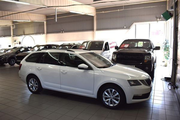 Skoda Octavia Kombi 1.0 TSI 115hk Ambition Carplay Farthållare - 2018