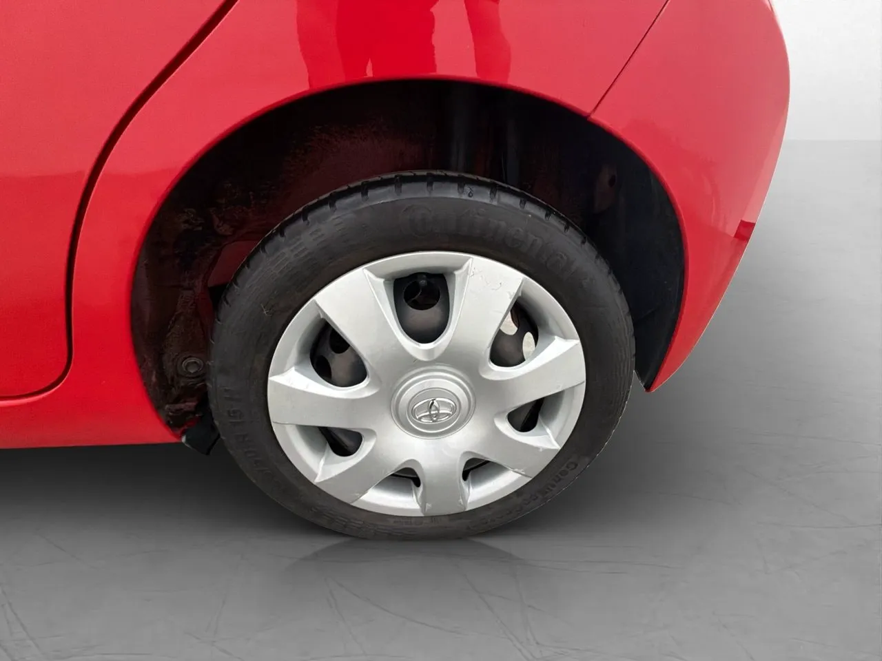 Vehicle image 23