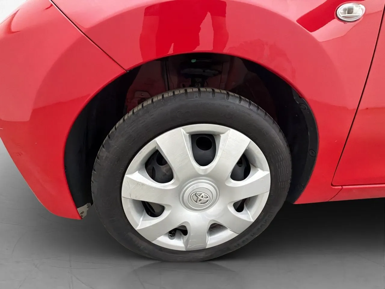 Vehicle image 22