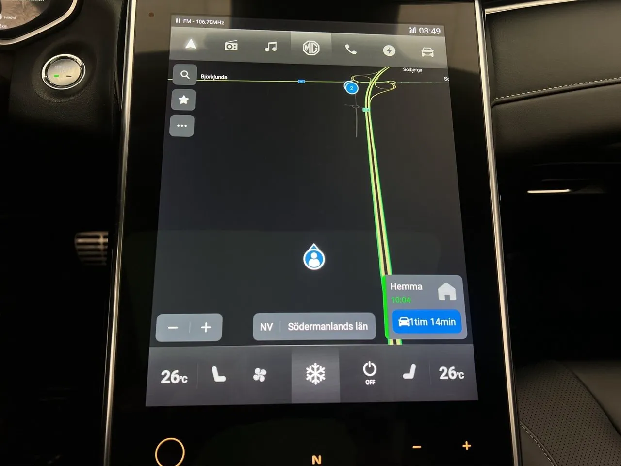 Vehicle image 18
