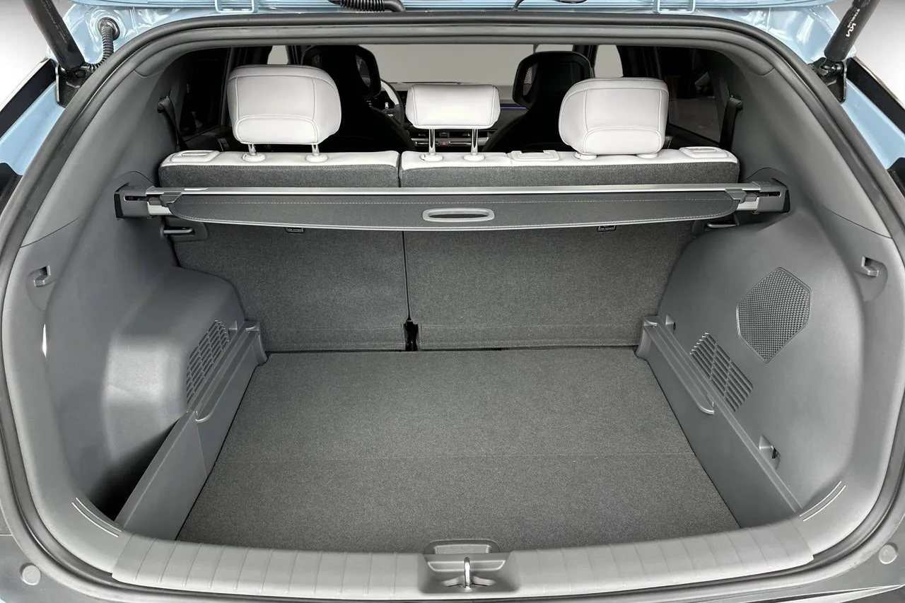 Vehicle image 21