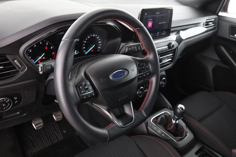 Ford Focus bild 12