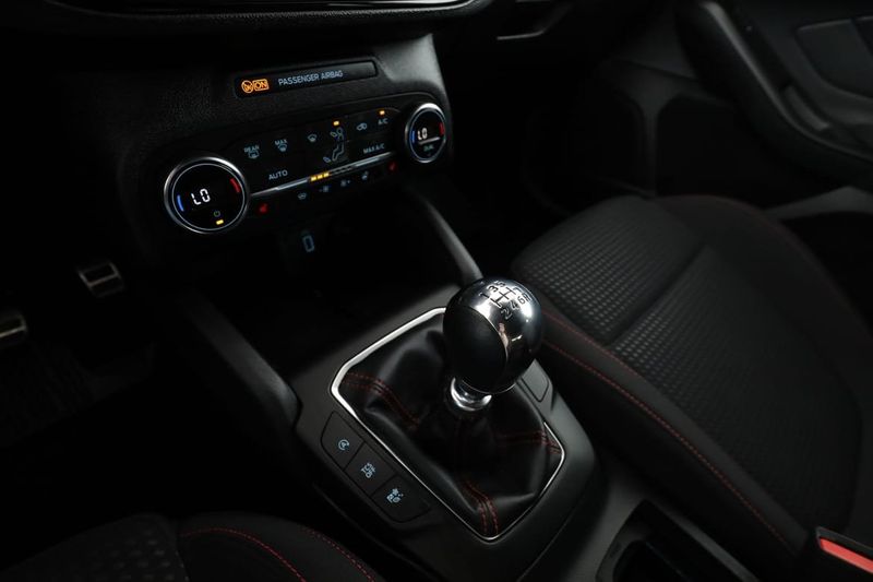 Ford Focus bild 24