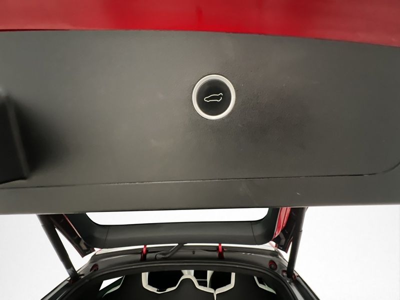 Tesla Model X bild 32