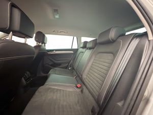 Volkswagen Passat bild 29