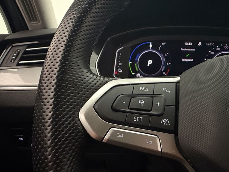 Volkswagen Passat bild 16
