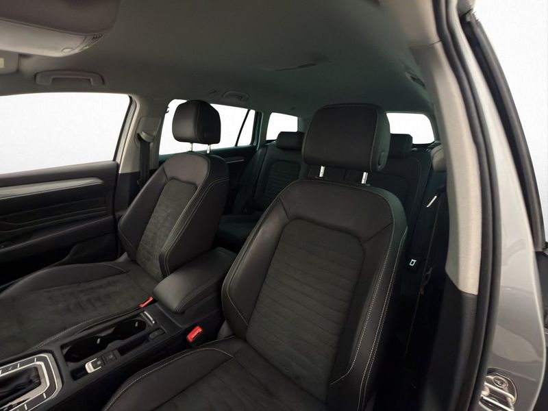 Volkswagen Passat bild 12