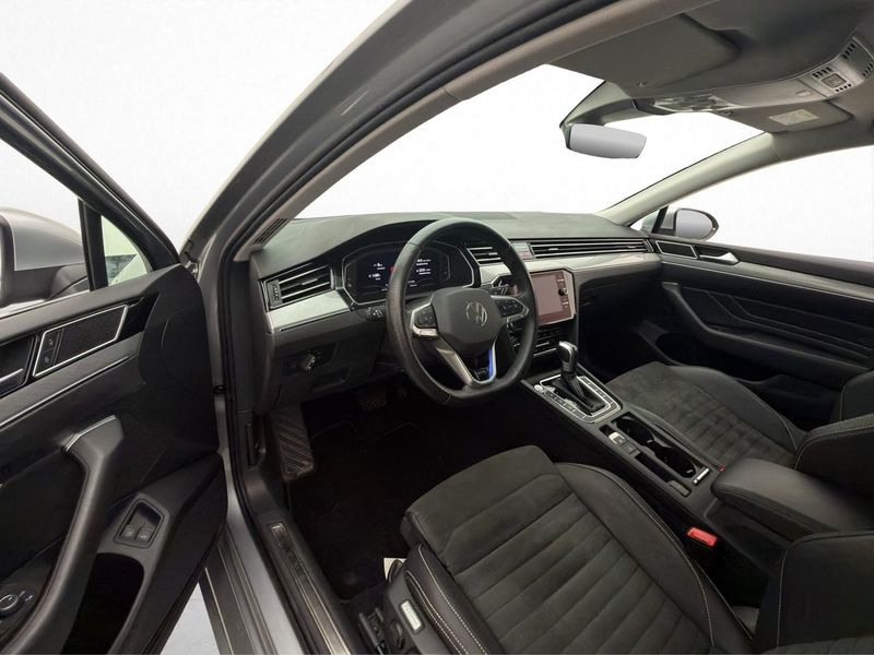 Volkswagen Passat bild 11