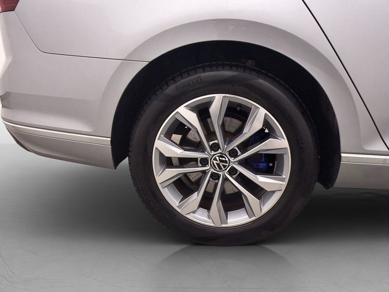 Volkswagen Passat bild 34