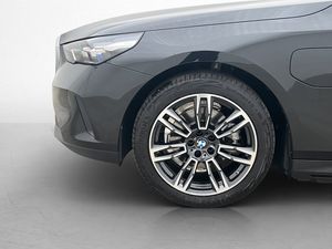 BMW 530 bild 33